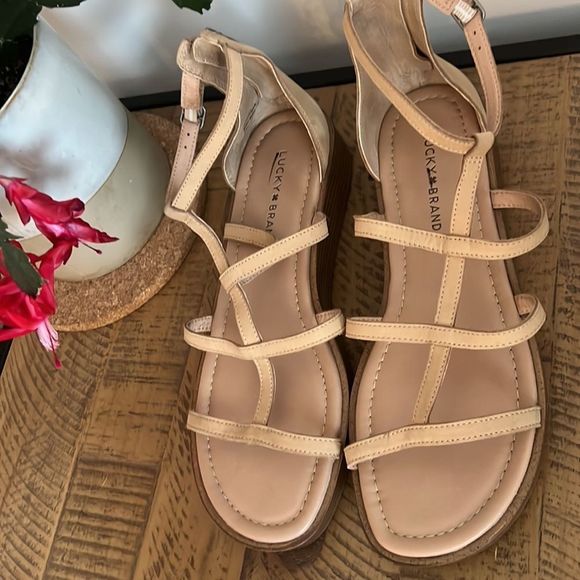 Lucky brand sandals - size 10 - Picture 2 of 5